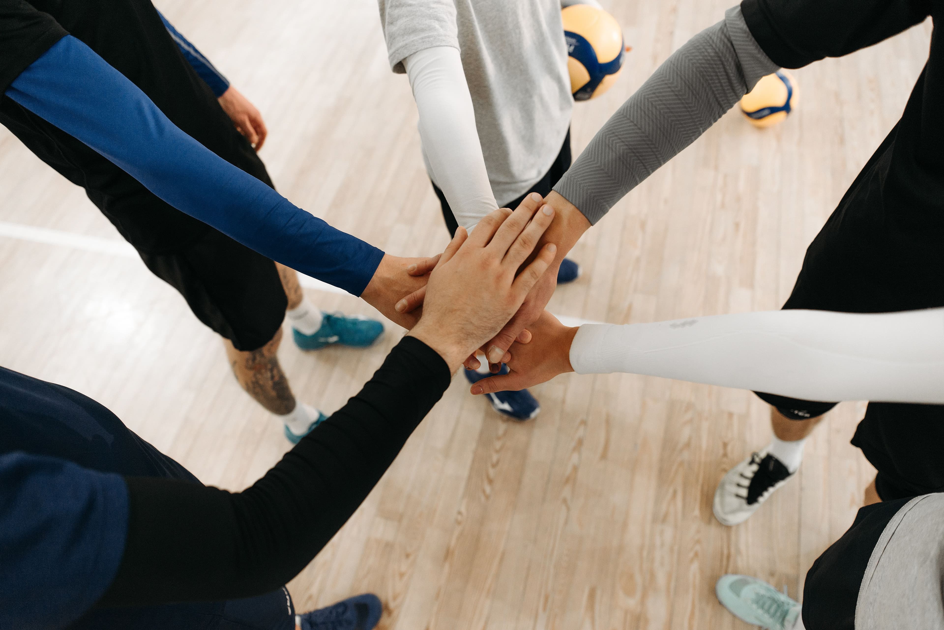 How Chiropractic Care, Physiotherapy, and Massage Therapy Work Together to Relieve Back Pain